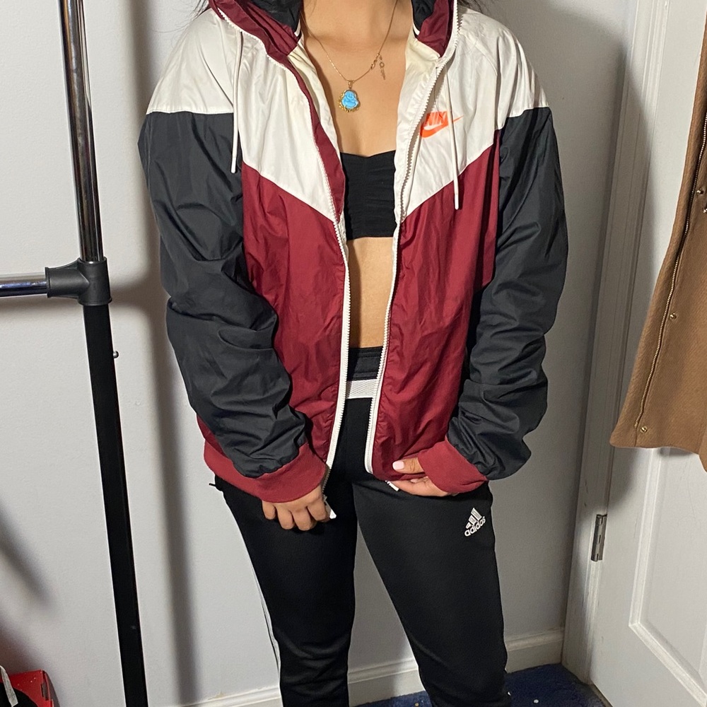 Nike wind breaker